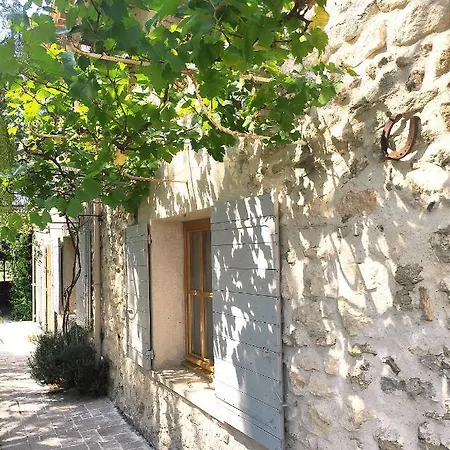 Les Champs De Provence לינה וארוחת בוקר La Baume-de-Transit