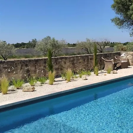 Les Champs De Provence 4*