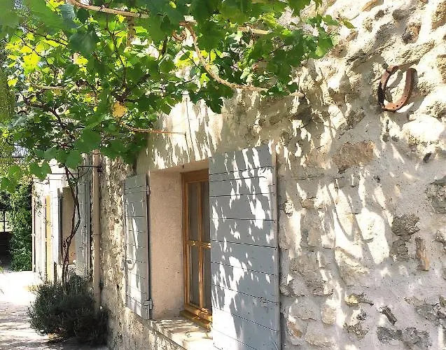 Les Champs De Provence Bed & Breakfast La Baume-de-Transit